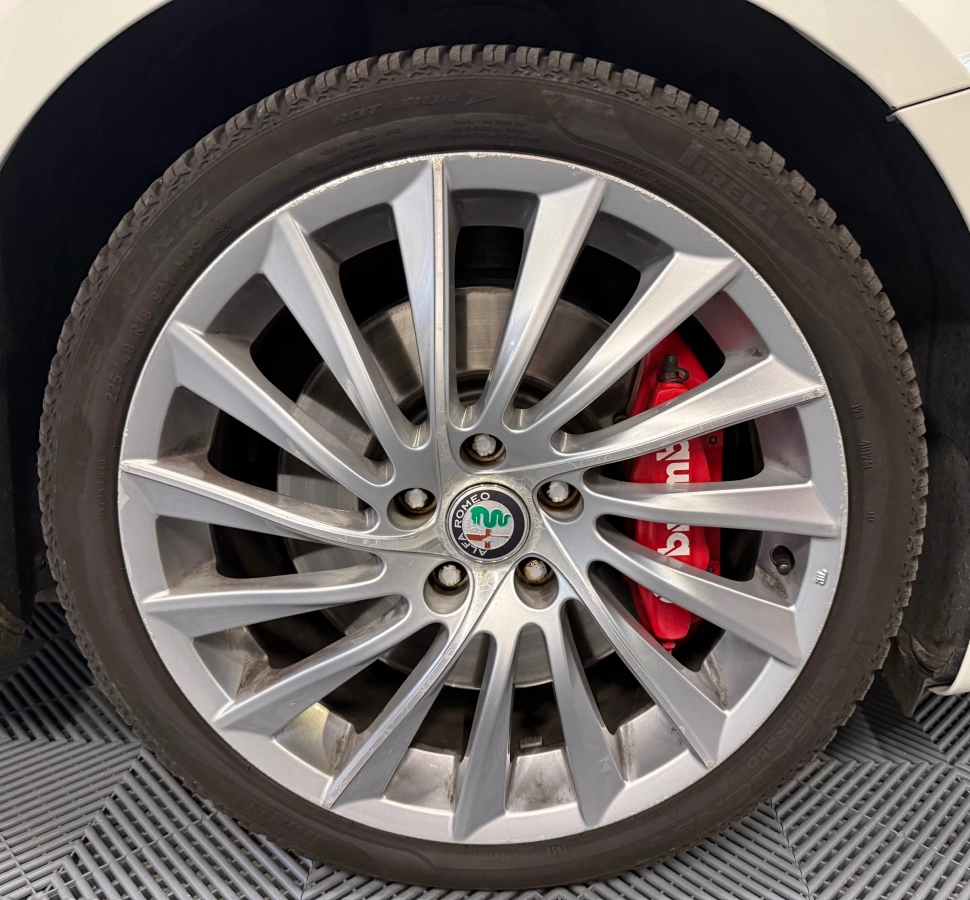 Alfa Romeo Giulietta - photo 26
