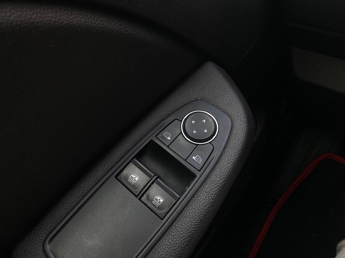 Renault Clio 1.0 TCE 90 BUSINESS