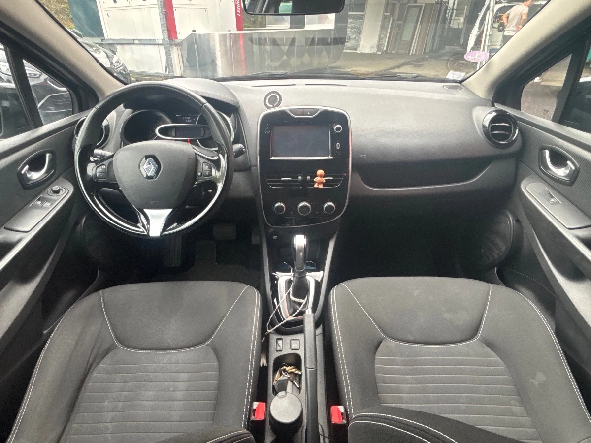 Renault Clio - photo 10