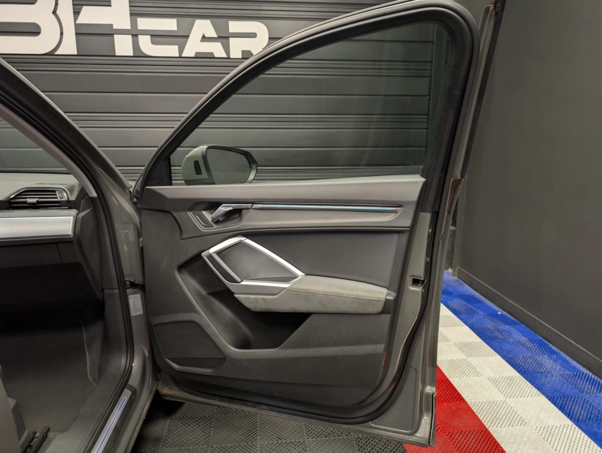 Audi Q3 - photo 33