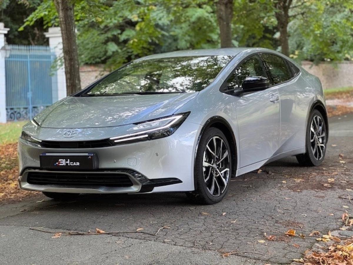 Image: Toyota Prius 2.0 223H 150 HYBRID PHEV DESIGN BVA
