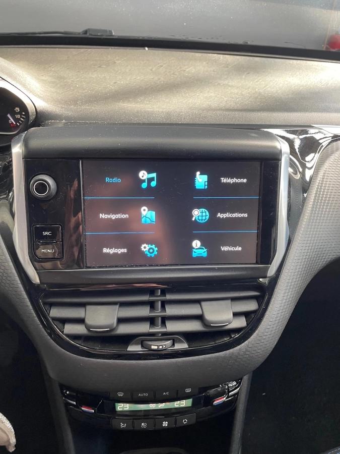 Peugeot 2008 GENERATION-I 1.2 PURETECH 80 STYLE