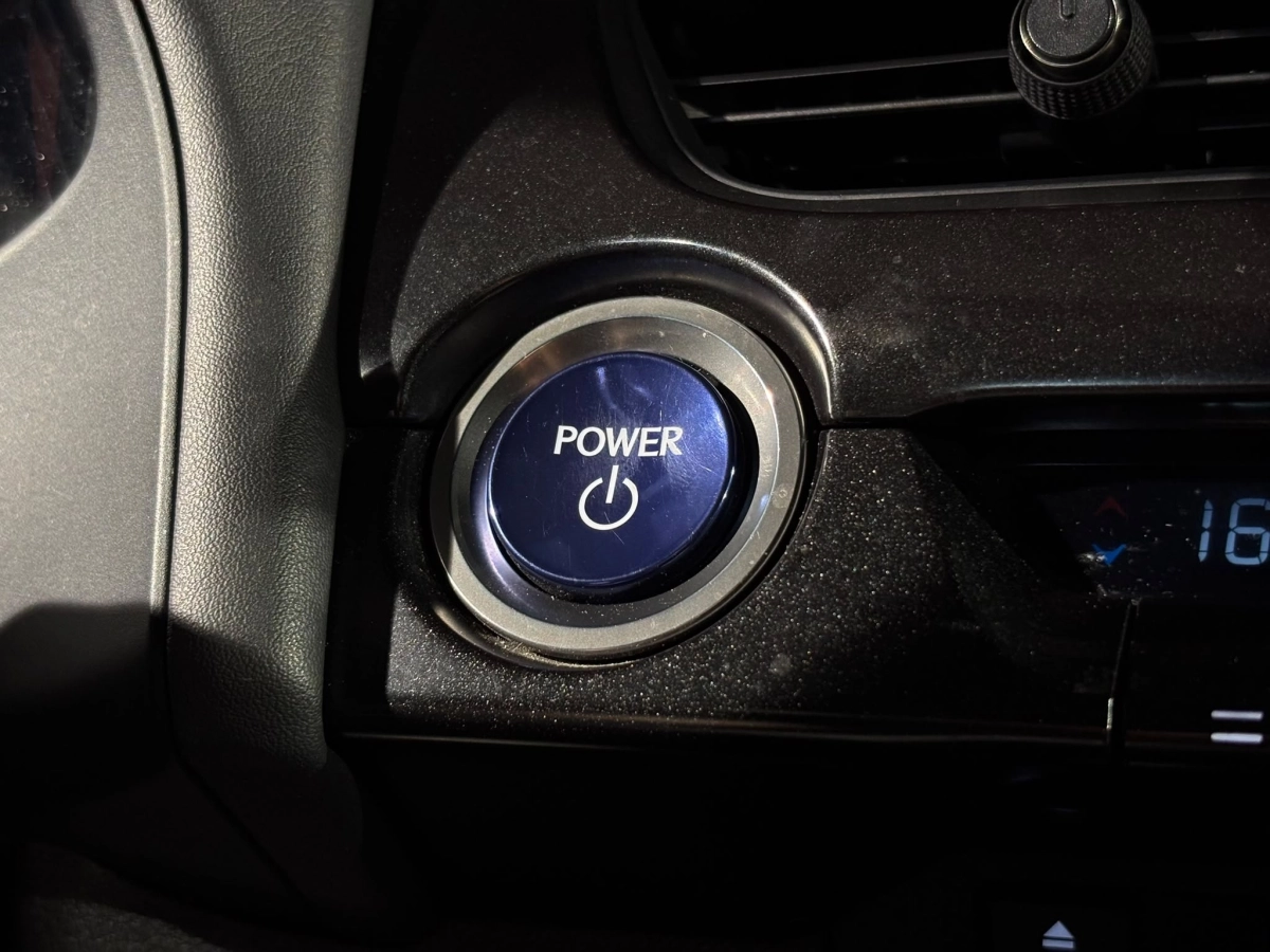 Lexus Ux - photo 16