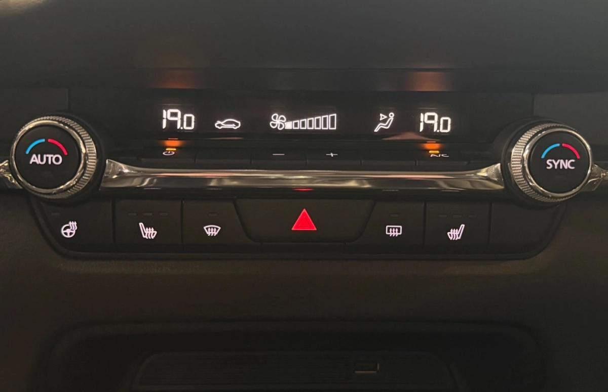 Mazda Cx-30 2.0 SKYACTIV-G MILD HYBRID 122CH - SPORTLINE - ENTRETIENS CONSTRUCTEUR