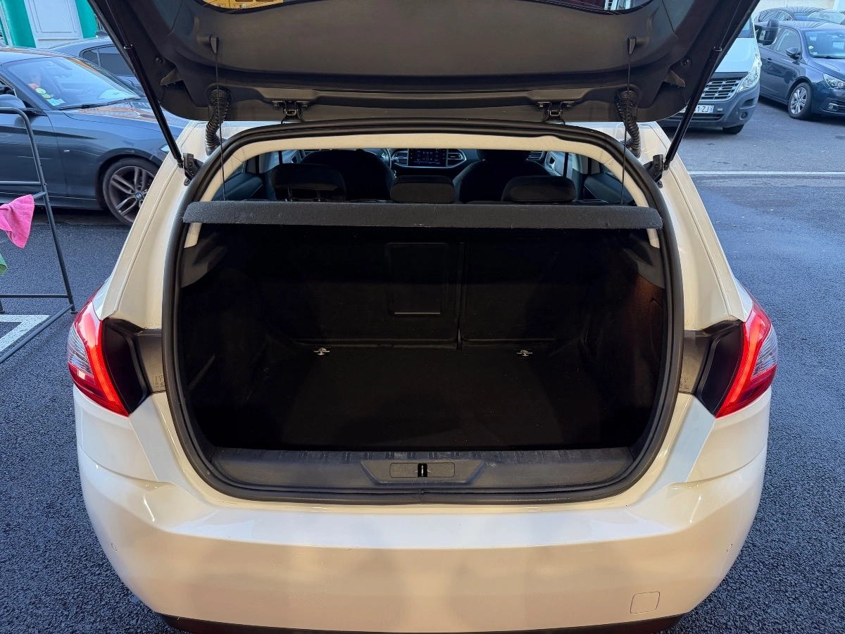 Peugeot 308 - photo 29