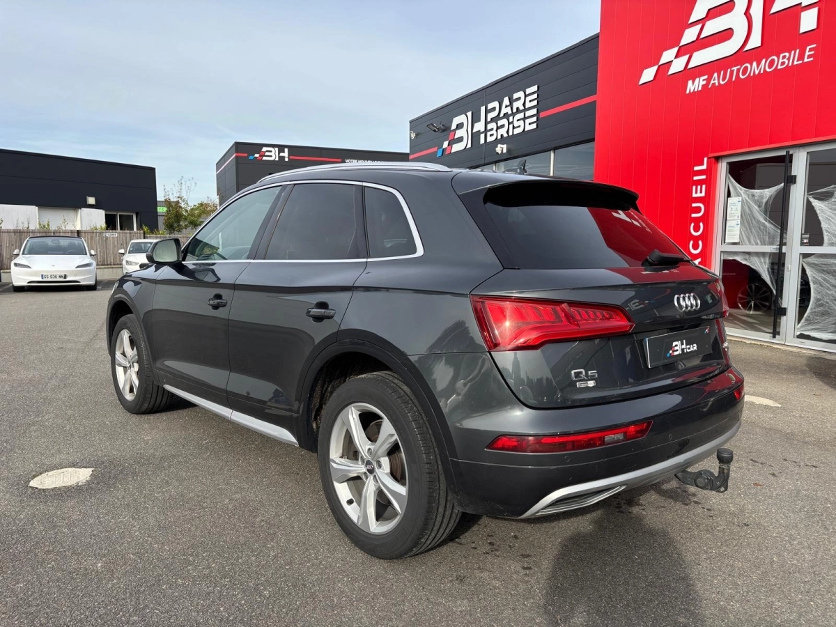 Audi Q5 - photo 7