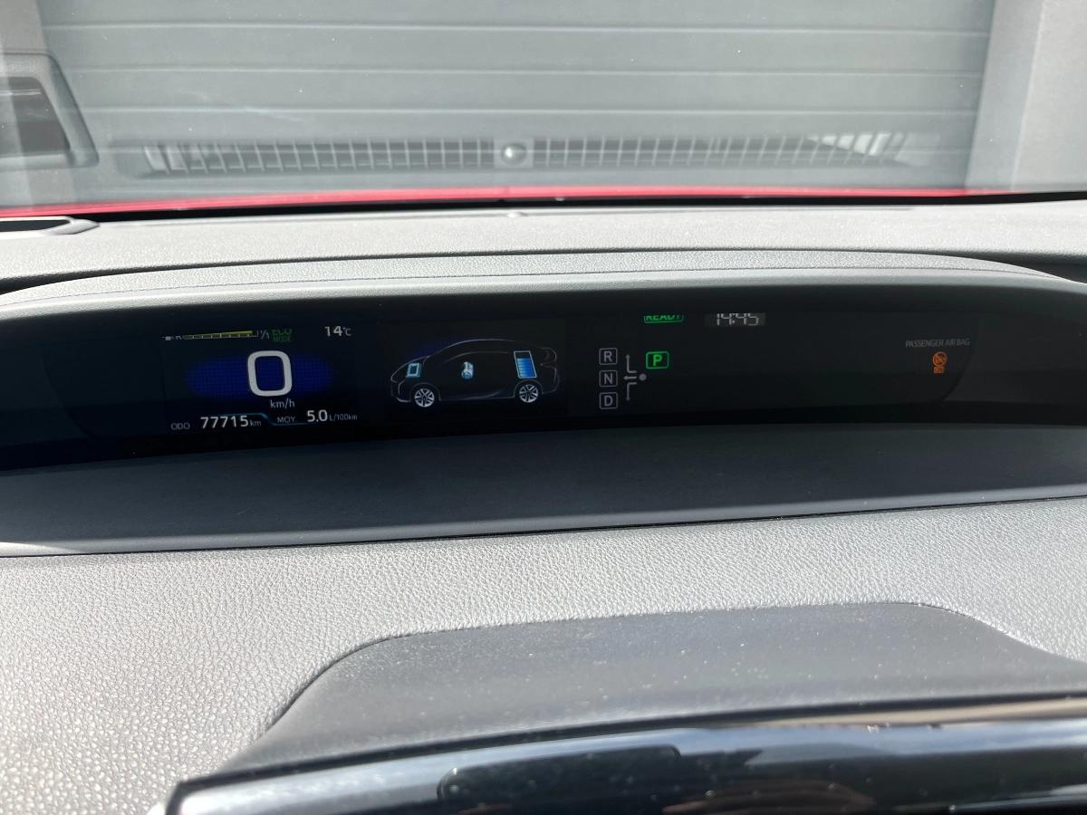 Toyota Prius 1.8 HSD 122H 100 FULL-HYBRID DYNAMIC BVA