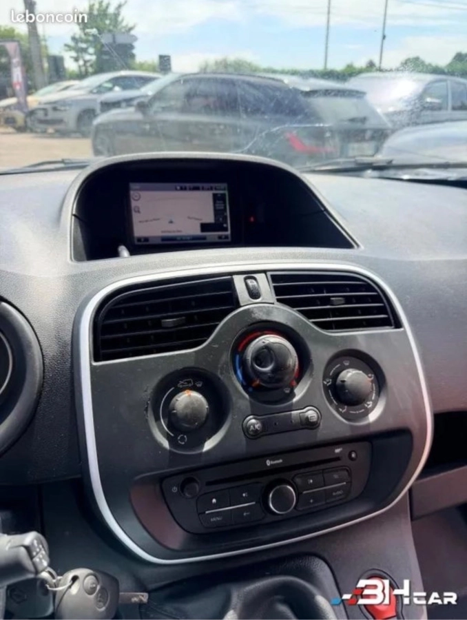 Renault Kangoo Express - photo 8