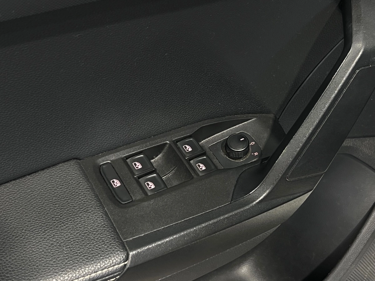 Seat Arona - photo 14