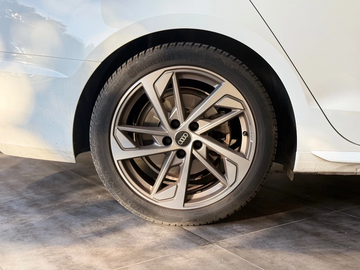 Audi A4 - photo 28
