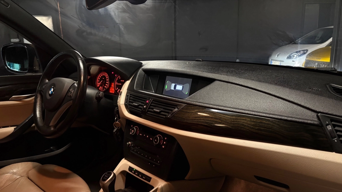 Bmw X1 - photo 24
