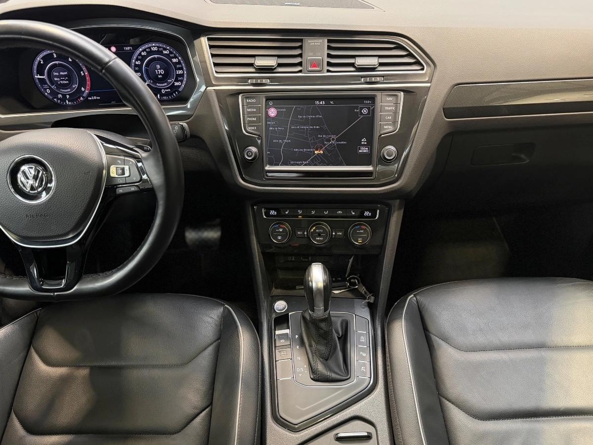 VOLKSWAGEN TIGUAN 2.0L TDi DSG7 150CH - FINITION CARAT EXCLUSIVE - TOIT OUVRANT/CAMERA/SIEGE ELEC