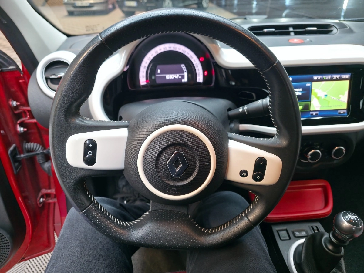 Renault Twingo - photo 30