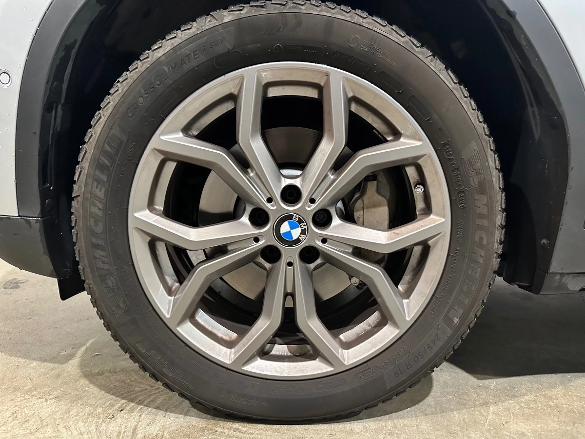 Bmw X3 - photo 8