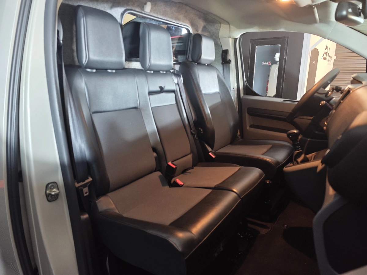 Toyota Pro Ace - photo 5