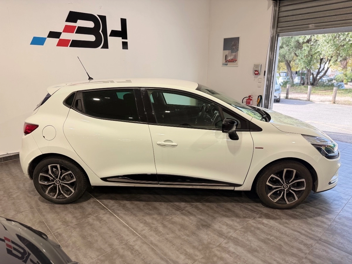 Renault Clio - photo 10