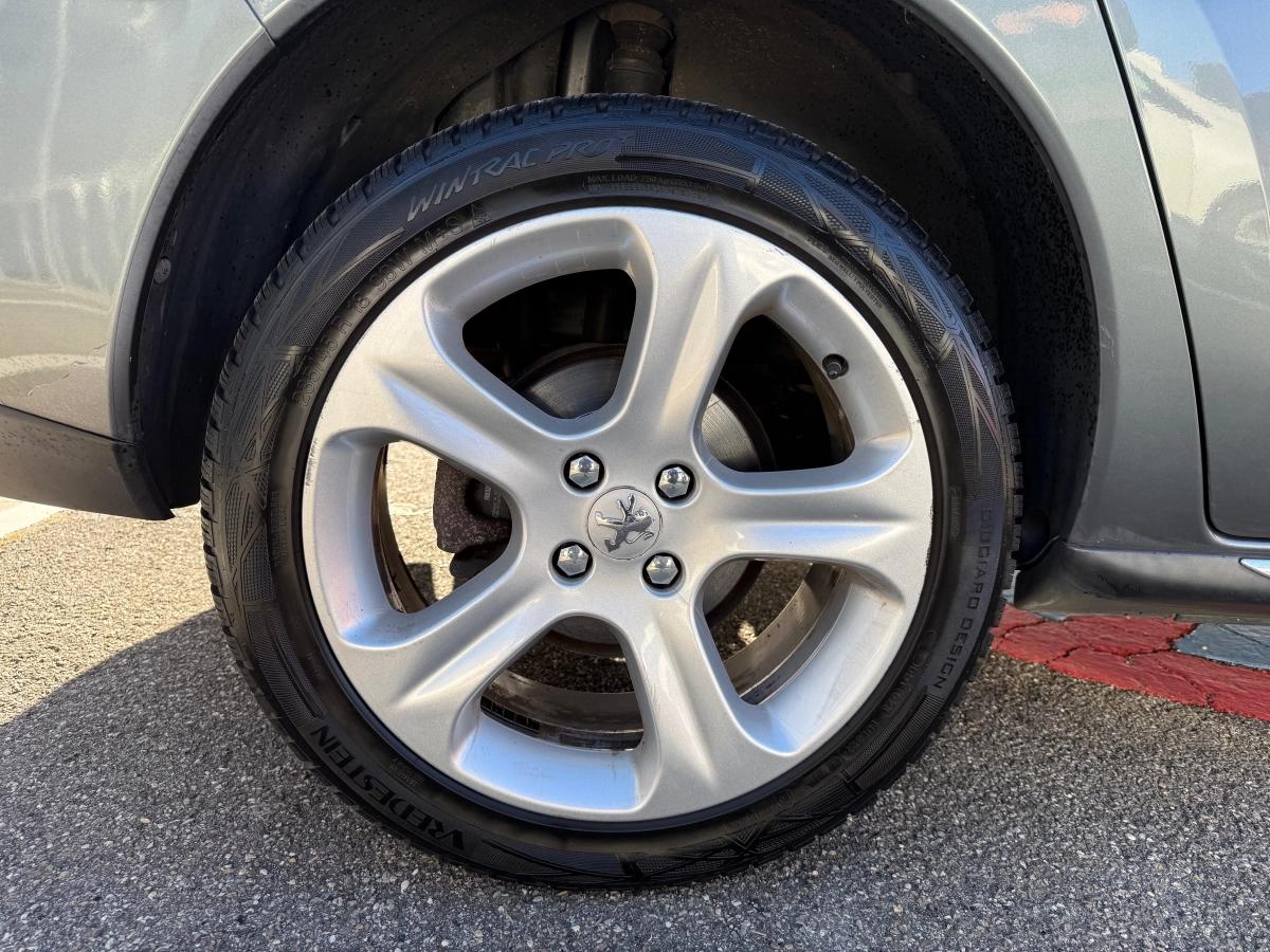 Peugeot 3008 GENERATION-I 2.0 HDI 165 PREMIUM PACK BVA