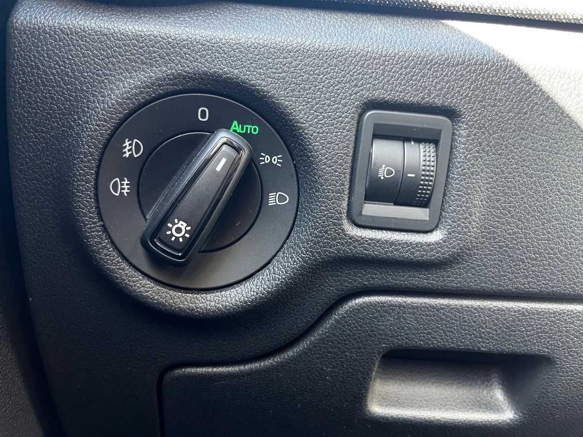 Skoda Fabia - photo 15
