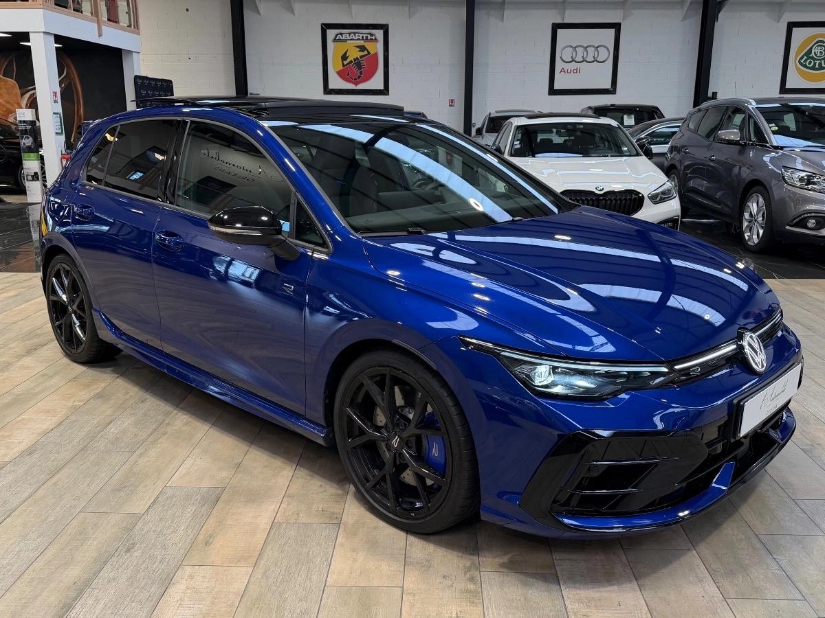 VOLKSWAGEN GOLF VIII R - 2.0 TSi 4MOTION DSG7 333CH - AKRAPOVIC/HARMAN KARDON/TOIT OUVRANT