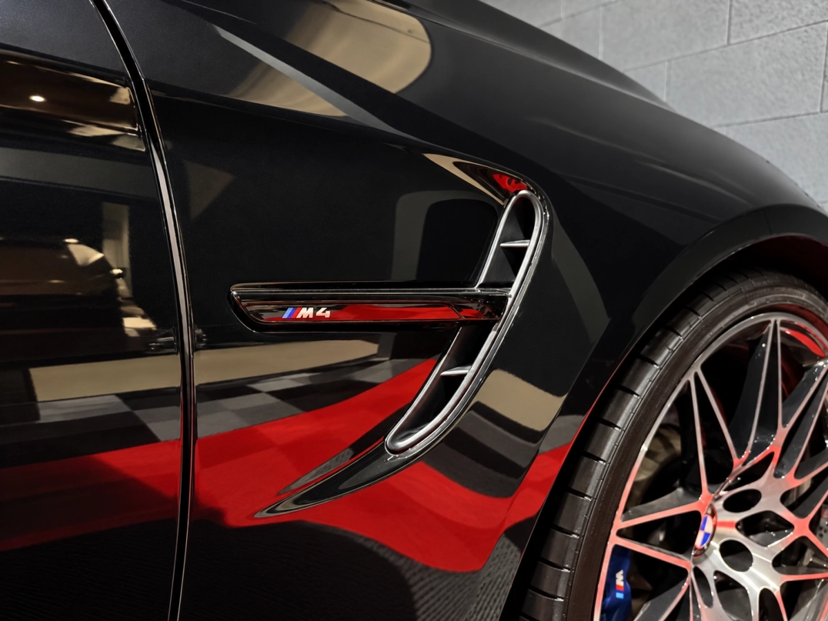 Bmw M4 - photo 19