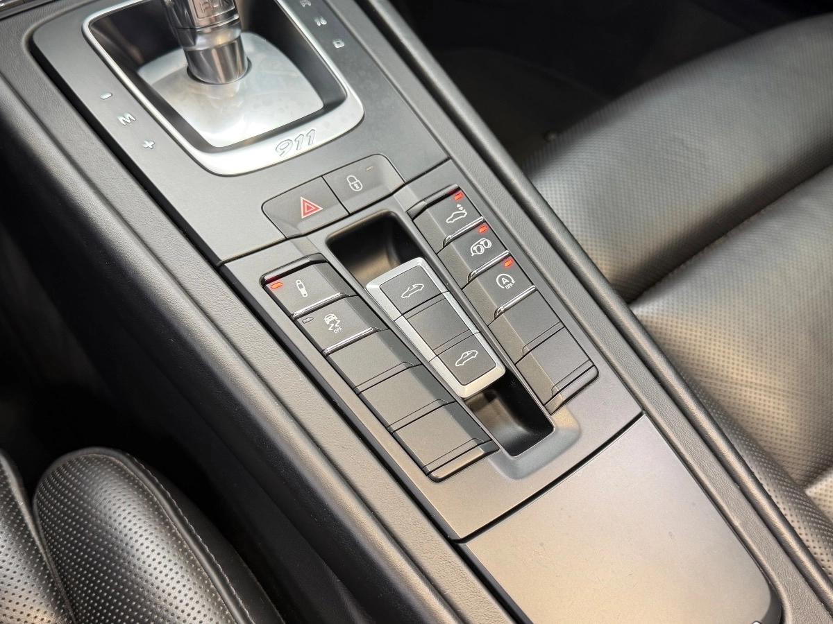 Porsche 911 (991.2) 3.0 420 Targa 4S PDK Options+++