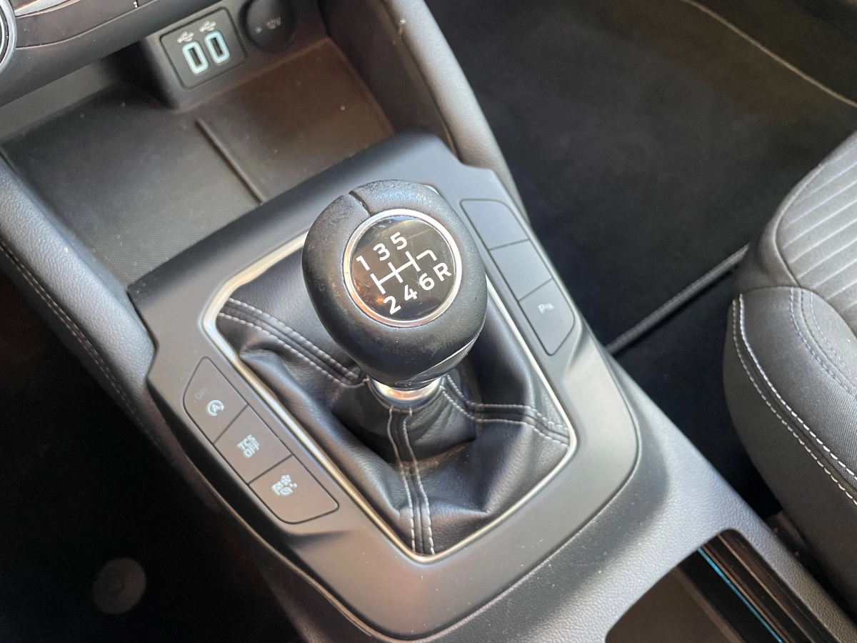 Ford Focus - photo 28