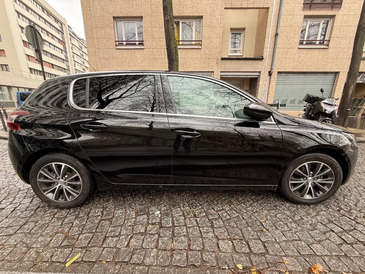 Peugeot 308 GENERATION-II 1.2 PURETECH 110 ALLURE START-STOP