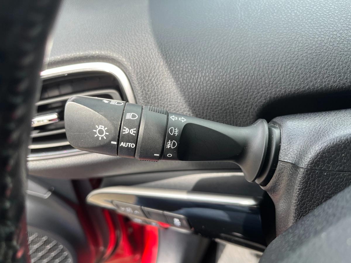 Toyota Prius 1.8 HSD 122H 100 FULL-HYBRID DYNAMIC BVA