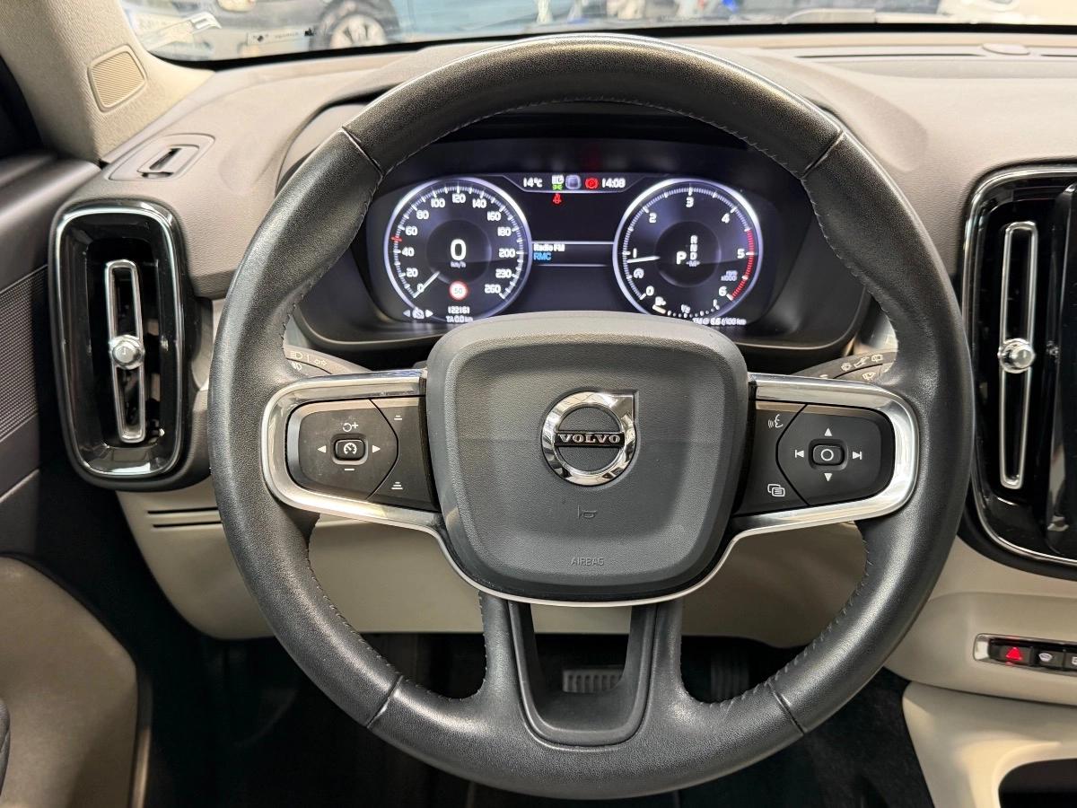Volvo Xc40 D3 AWD 150CV BUSINESS CARPLAY/CAM