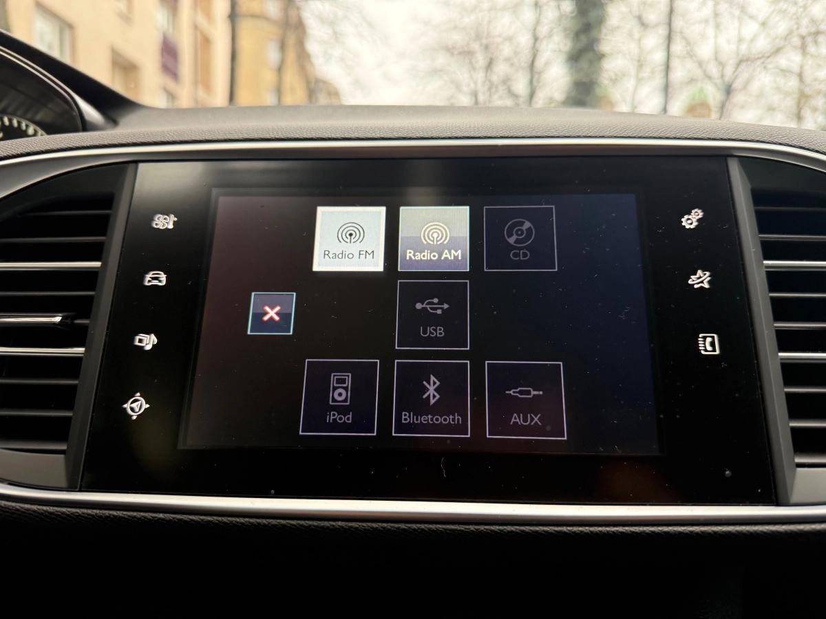 Peugeot 308 GENERATION-II 1.2 PURETECH 110 ALLURE START-STOP