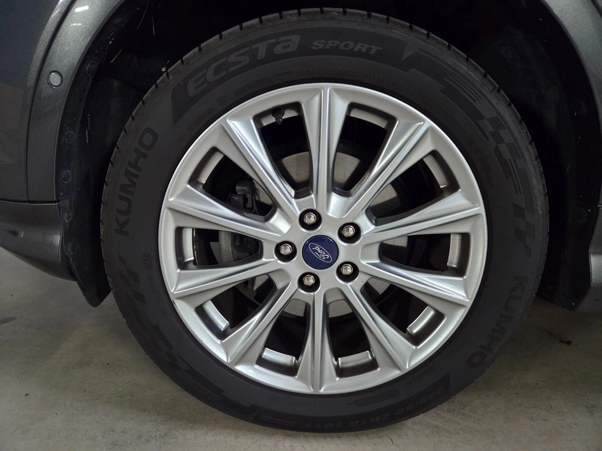 Ford Kuga - photo 13
