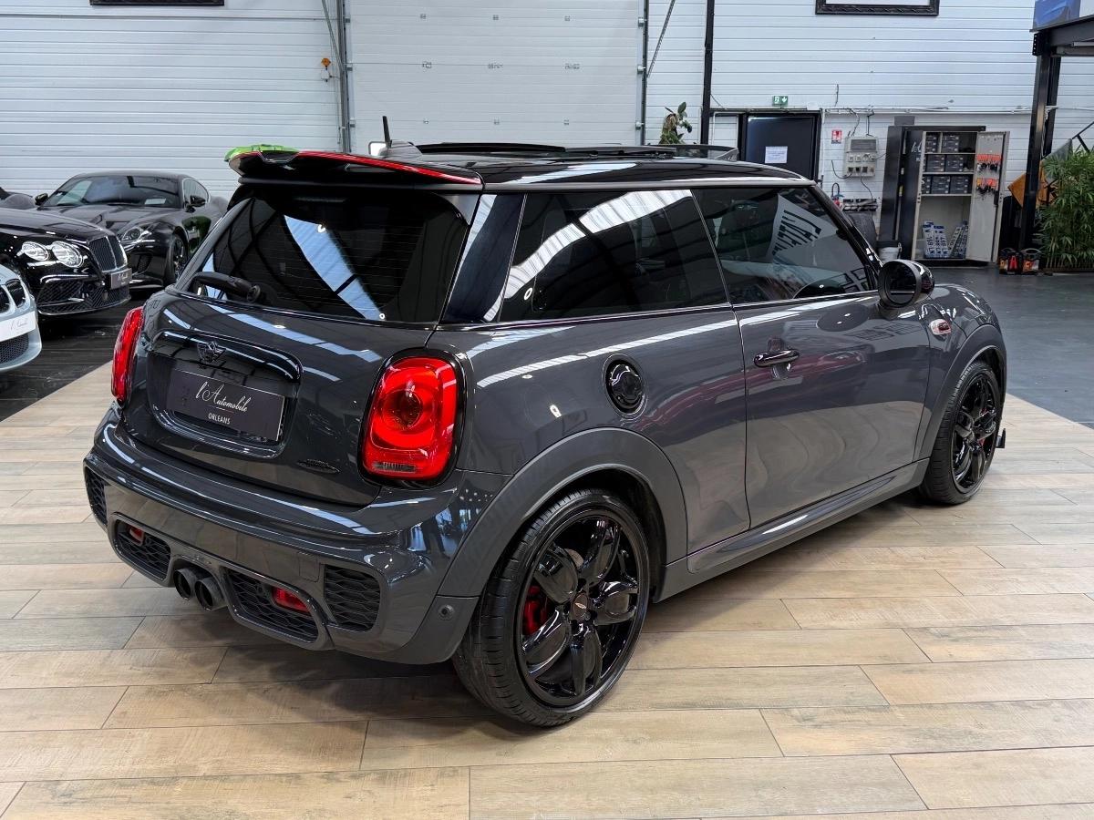 Mini Mini III (F56) 2.0 231 JCW BVA6 3P