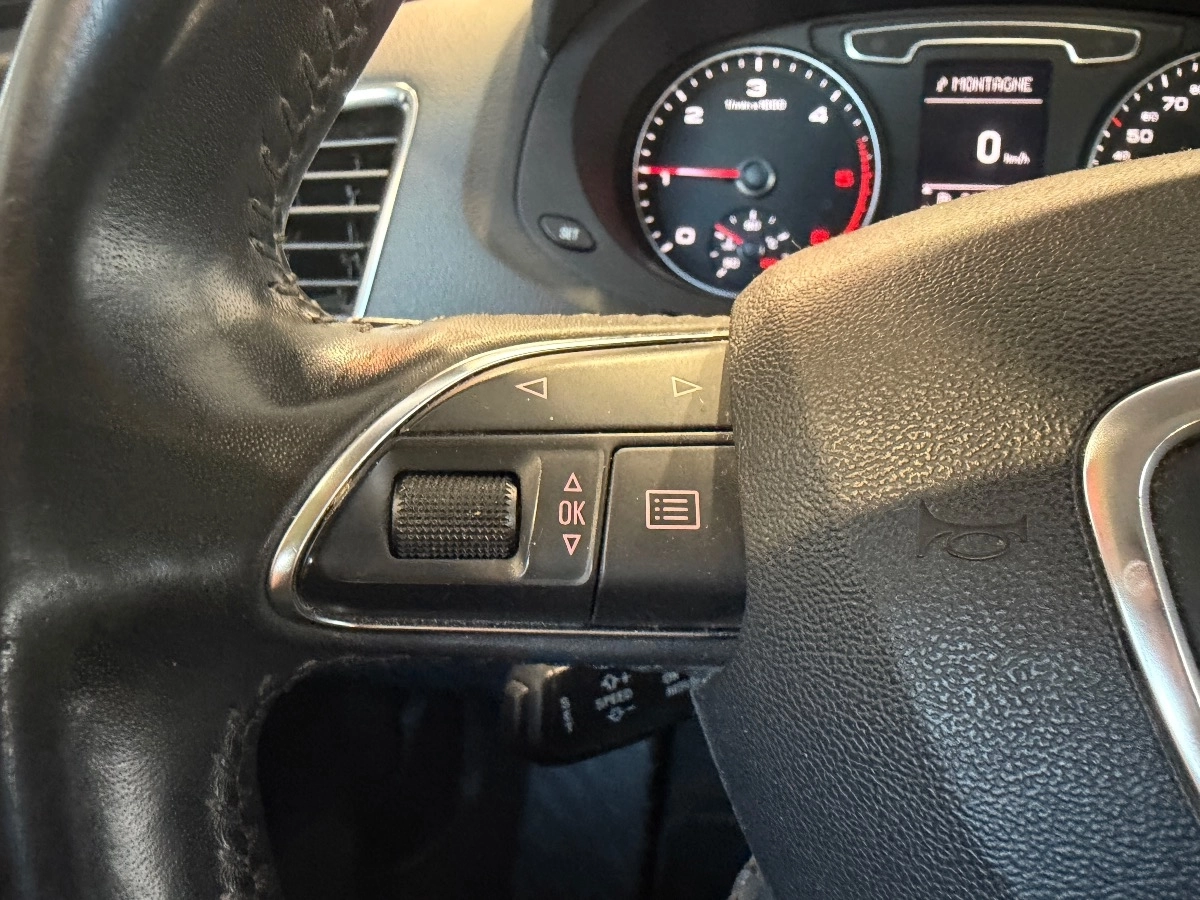 Audi Q3 - photo 24