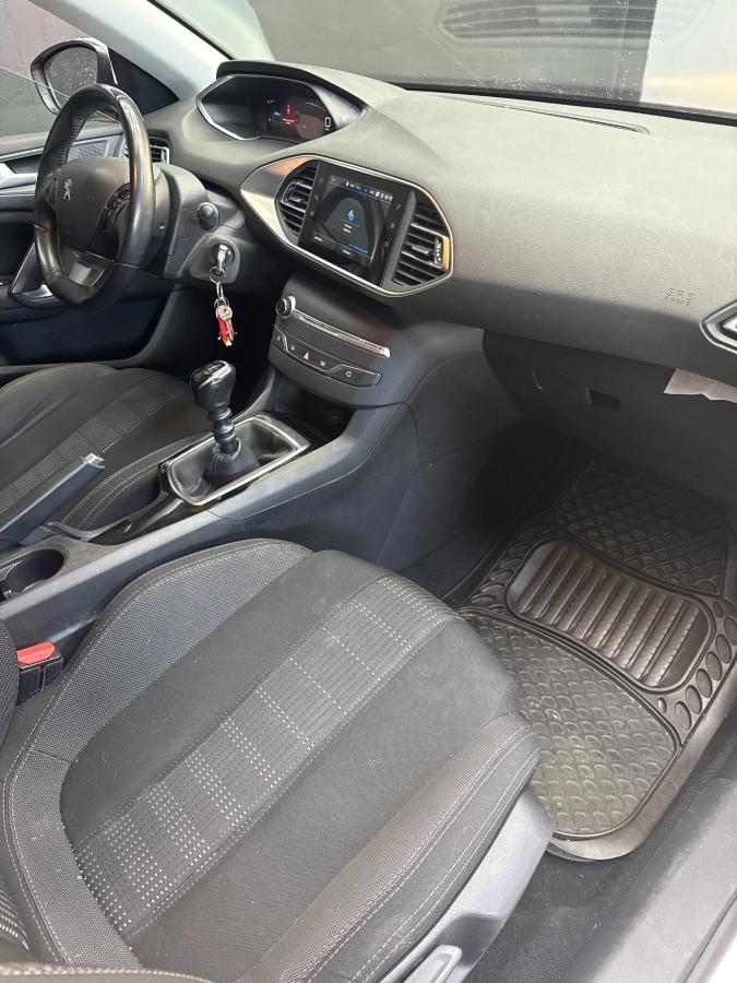 Peugeot 308 GENERATION-II 1.5 BLUEHDI 100 STYLE START-STOP