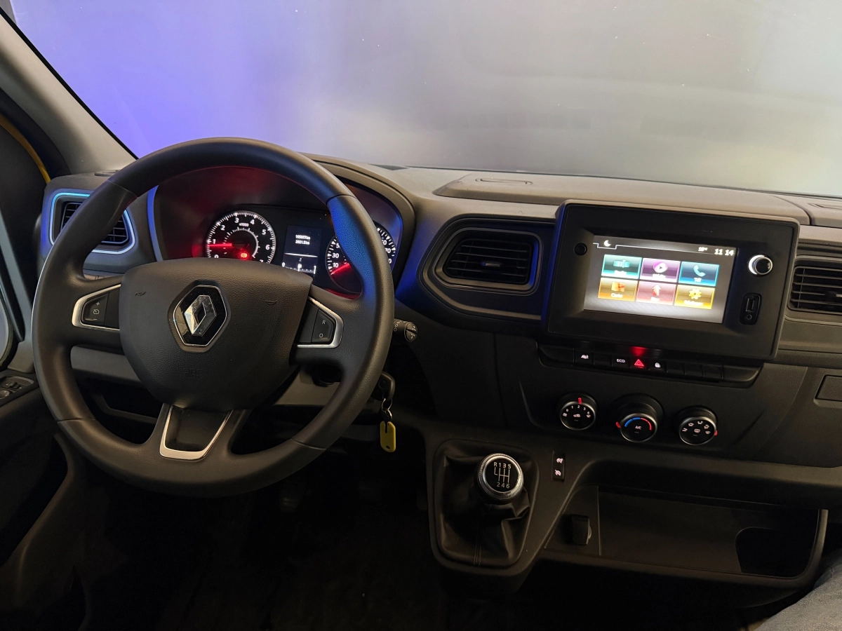 Renault Master Vu - photo 13