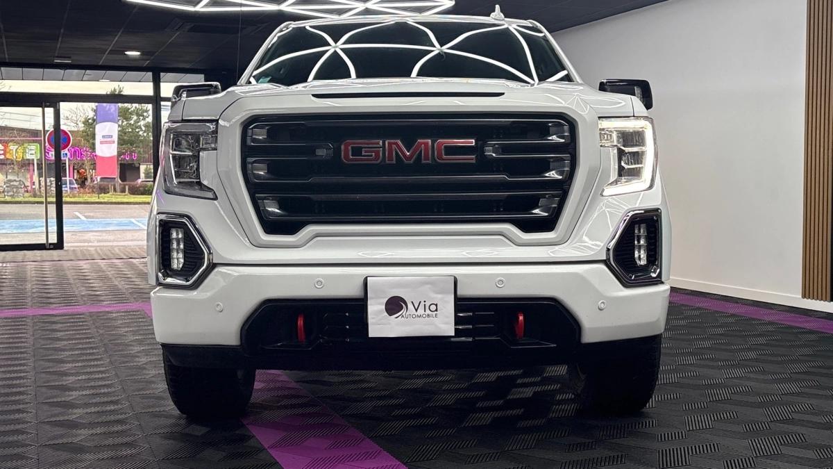 GMC Sierra