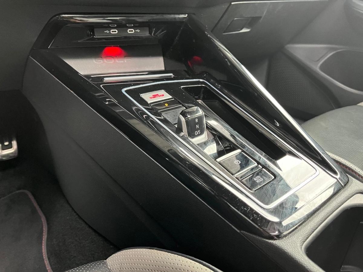 Aperçu indisponible de Volkswagen Golf