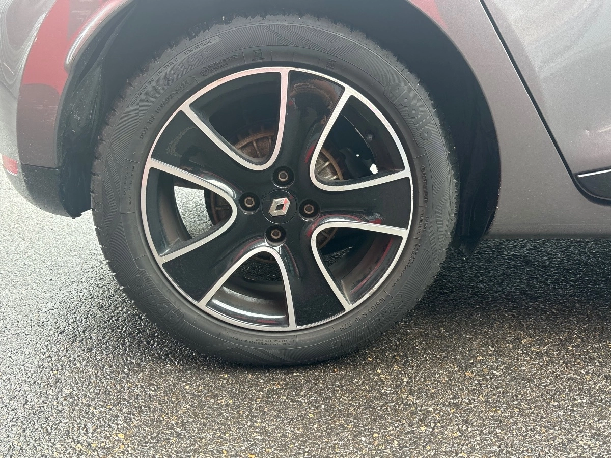 Renault Clio - photo 28