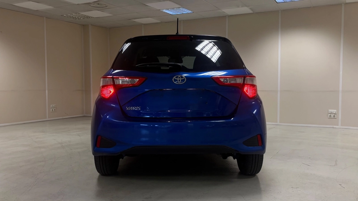 Toyota Yaris - photo 4