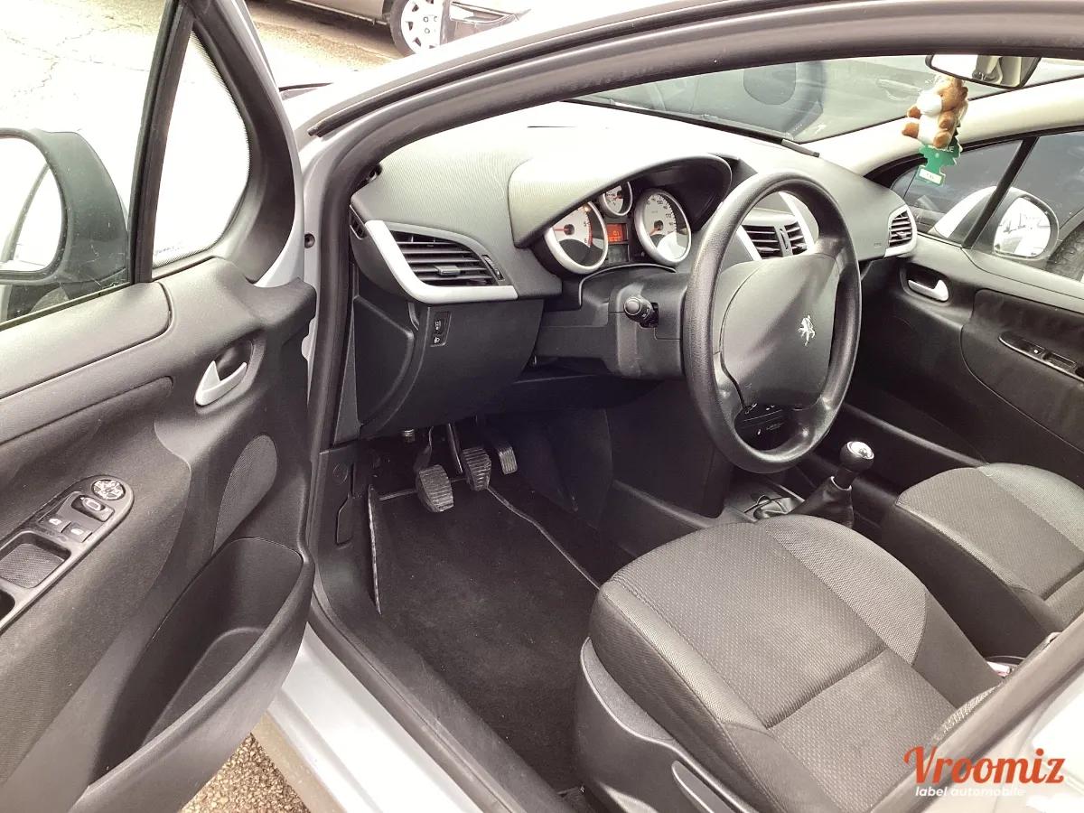 Peugeot 207 1.6 HDI 99G
