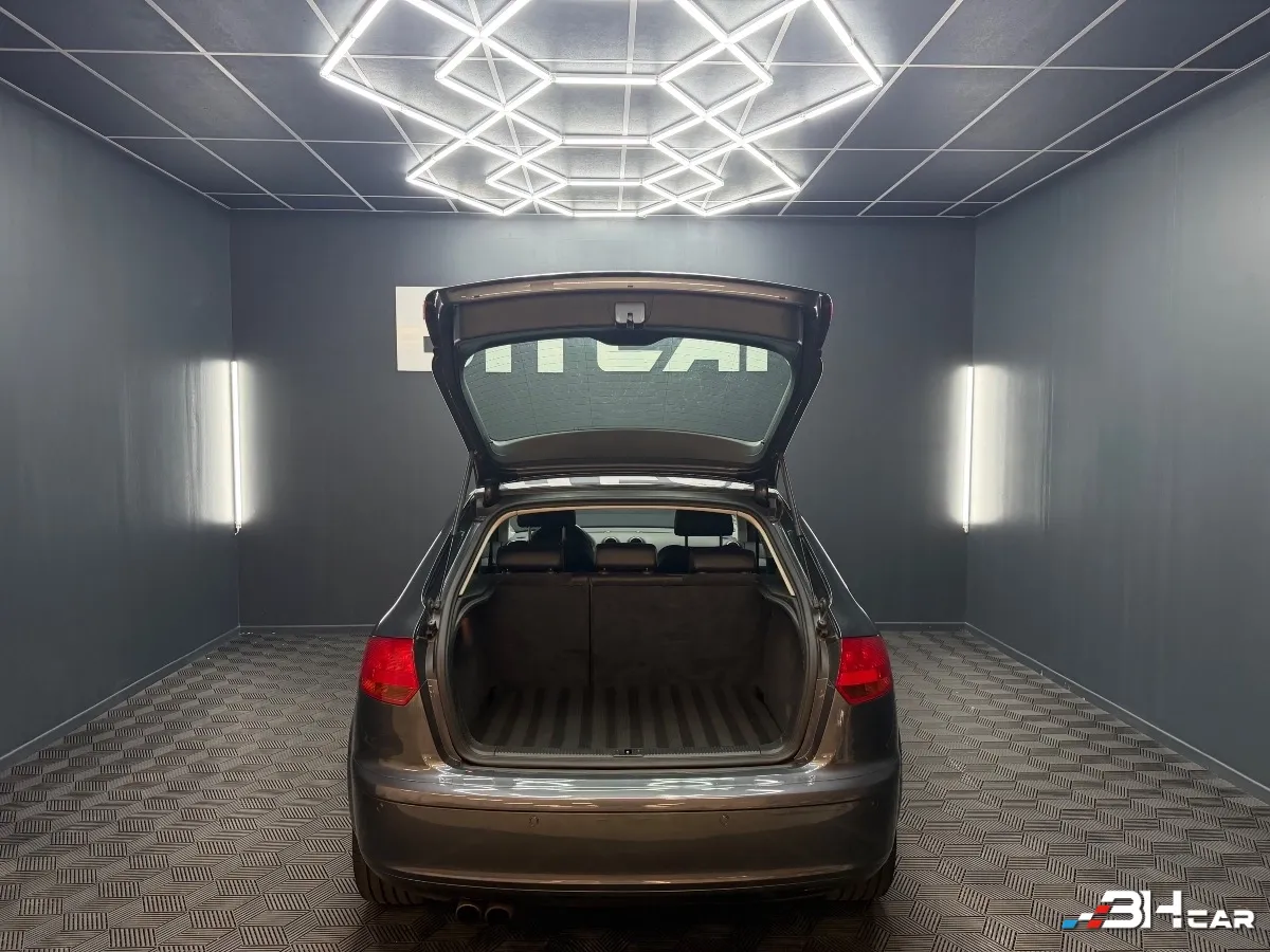 Audi A3 - photo 9