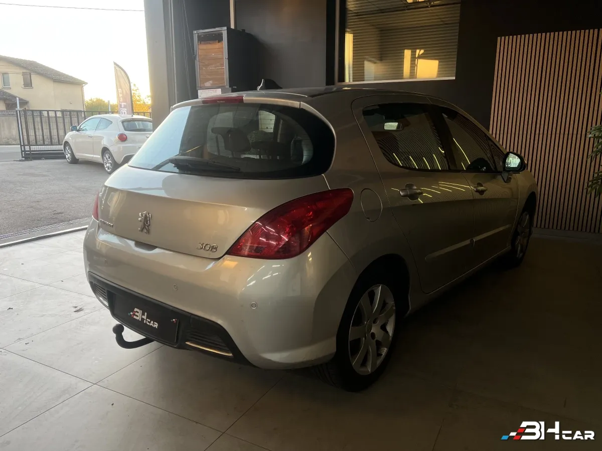 Peugeot 308 - photo 7