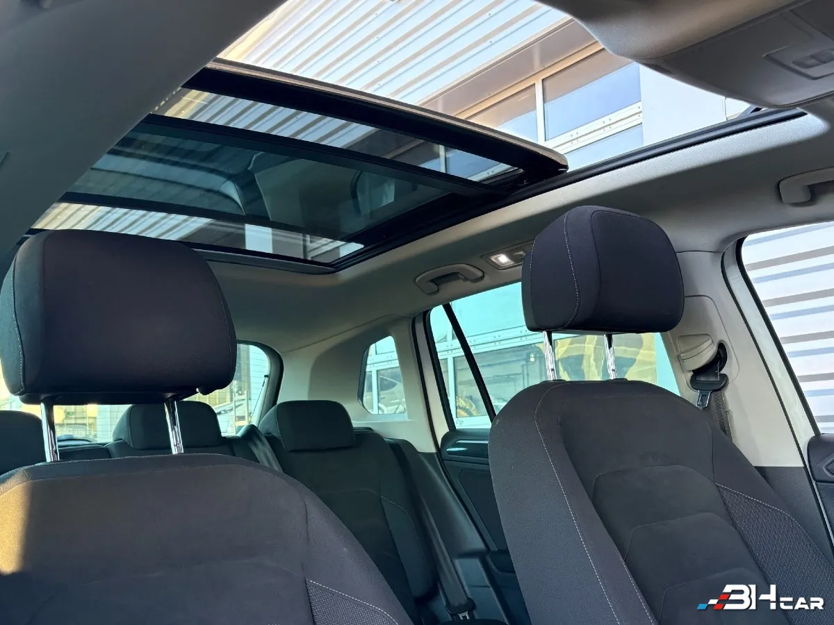 Volkswagen Tiguan - photo 18