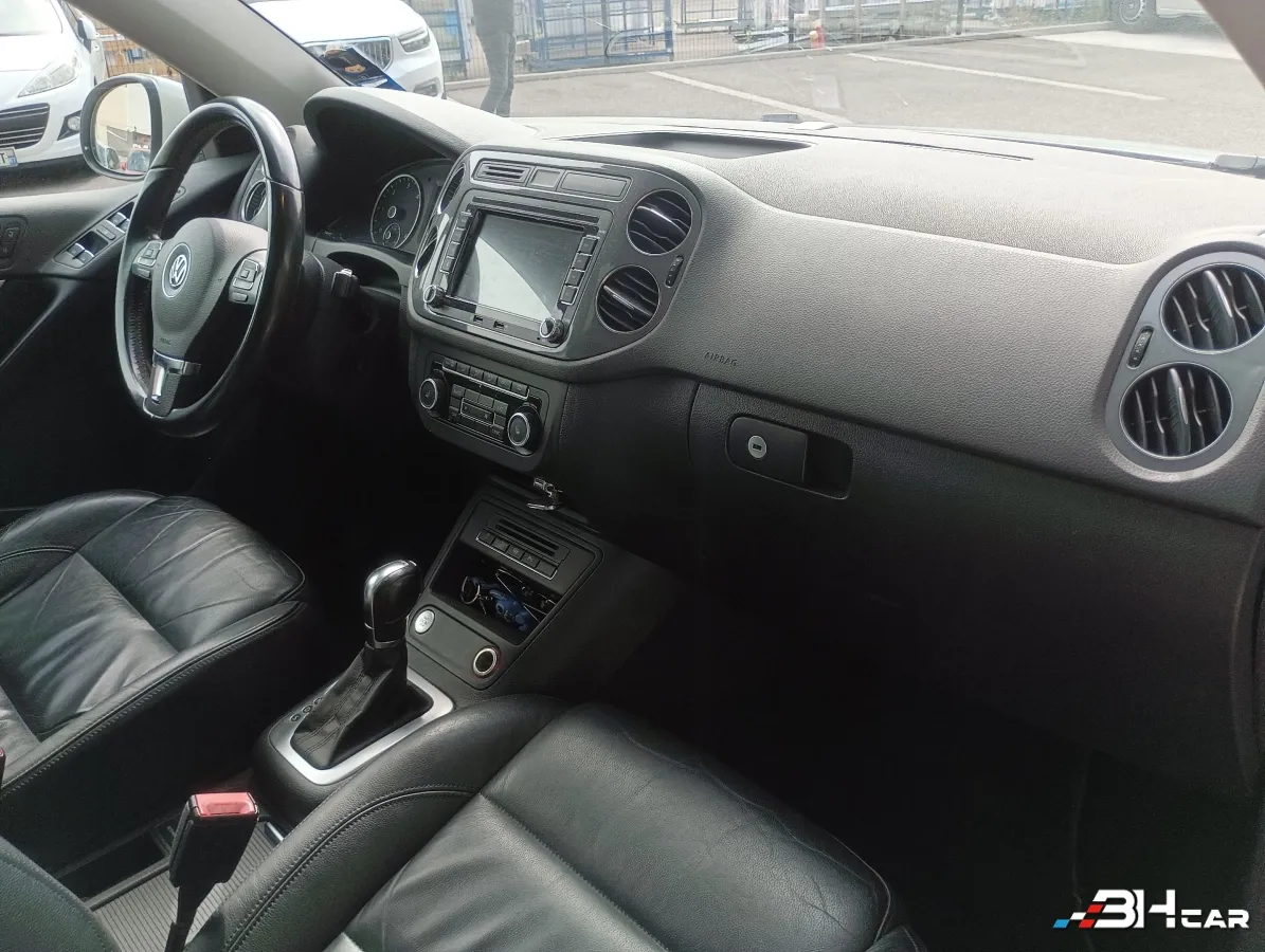 Volkswagen Tiguan - photo 16