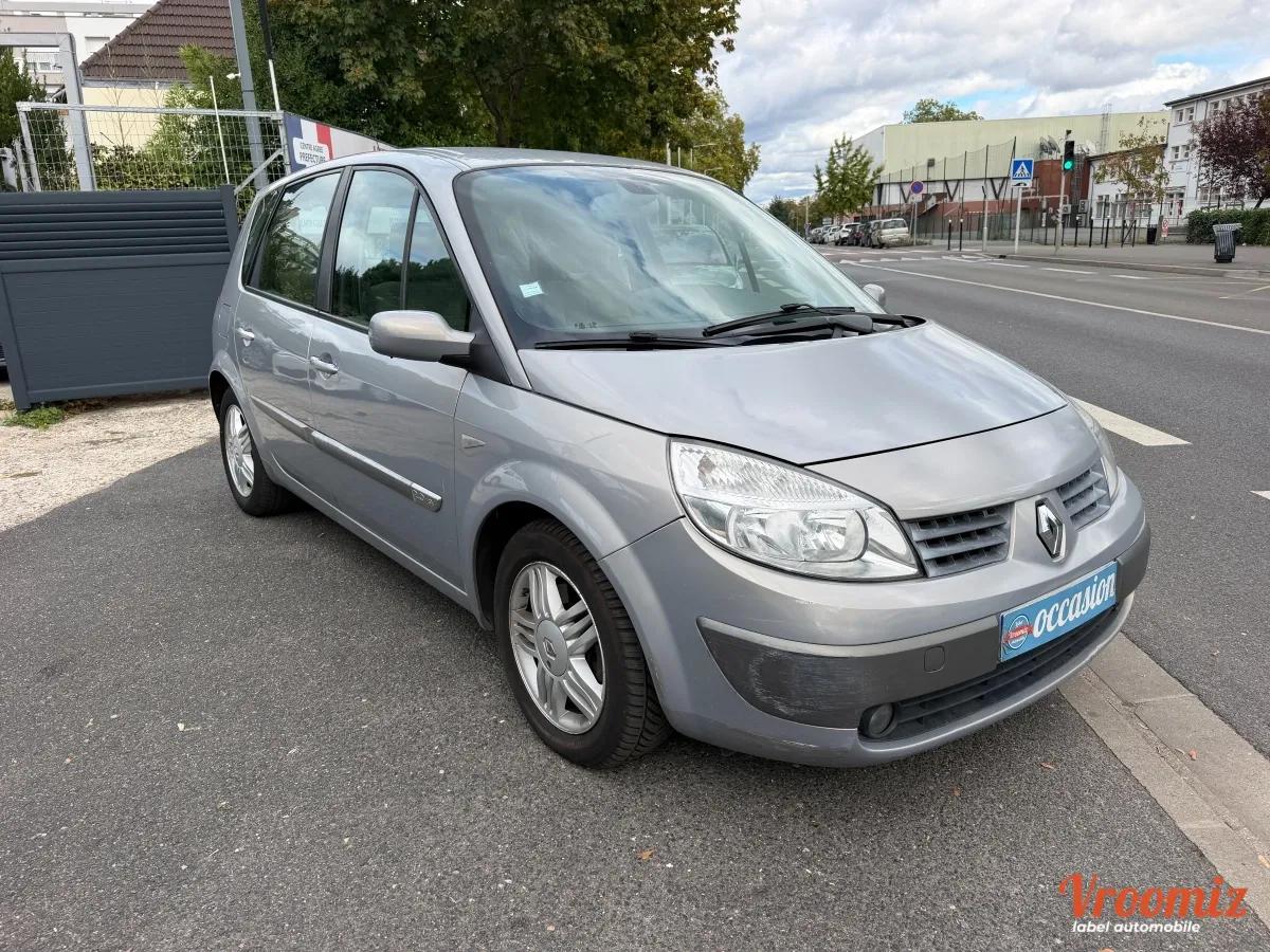 Renault Scenic 2.0 135 BVA