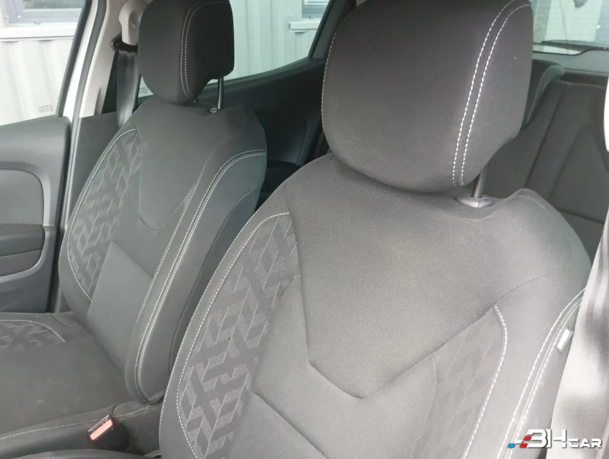Renault Clio - photo 17