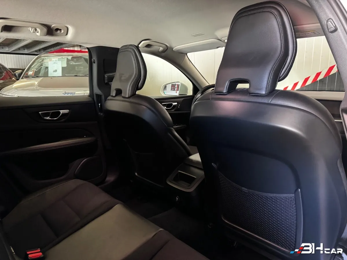 Volvo V60 - photo 11
