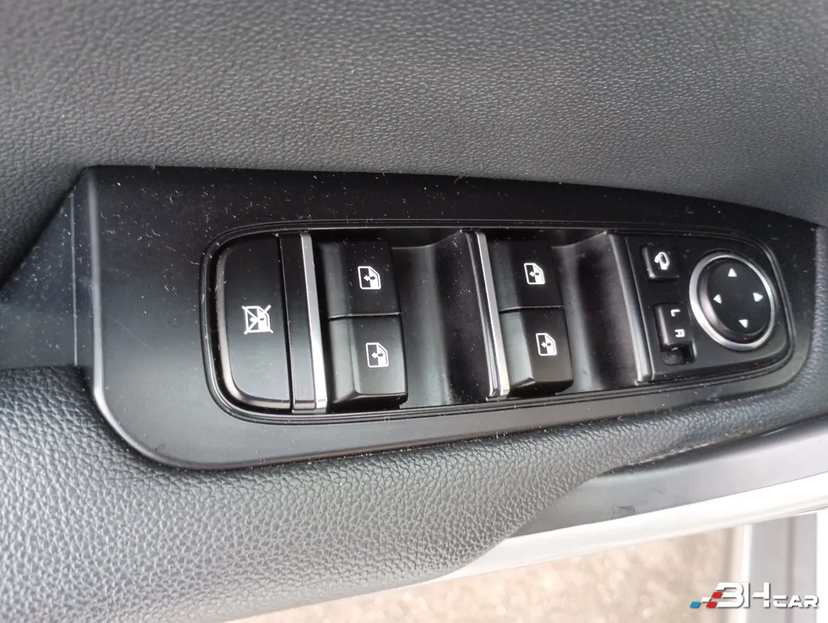Kia Xceed - photo 24