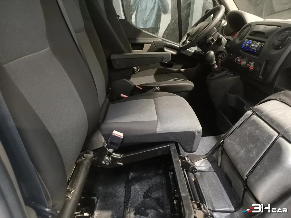 Aperçu indisponible de RENAULT Master Vu