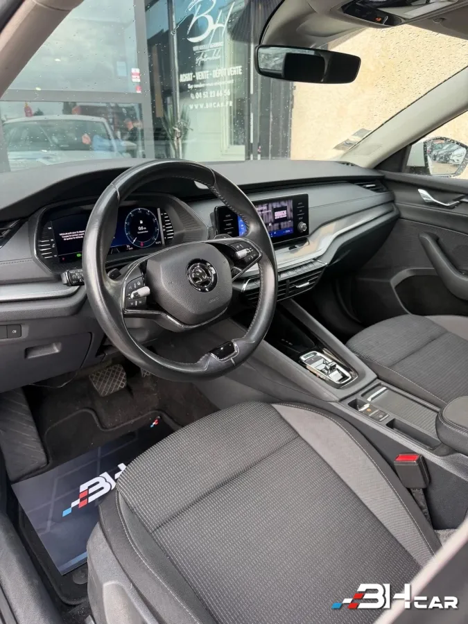 Skoda Octavia - photo 8